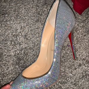 This are some pigalle follies  red bottom heel